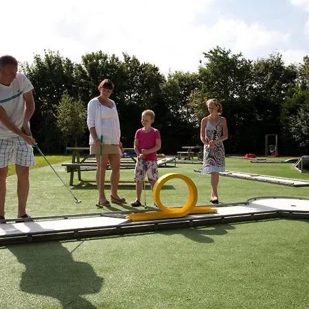 פארק נופש Dennenoord דה בורג